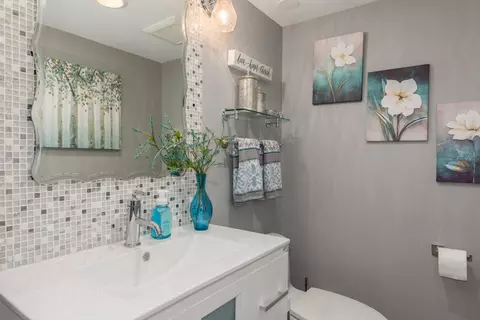 1275 Dennis Pl, Des Plaines, IL 60018 photo 22