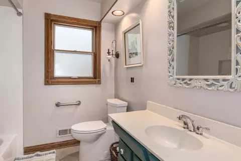 1275 Dennis Pl, Des Plaines, IL 60018 photo 16