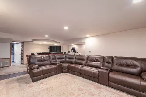 1275 Dennis Pl, Des Plaines, IL 60018 photo 18
