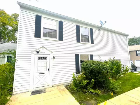 1274 Prairie Ave #B, Glendale Heights, IL 60139