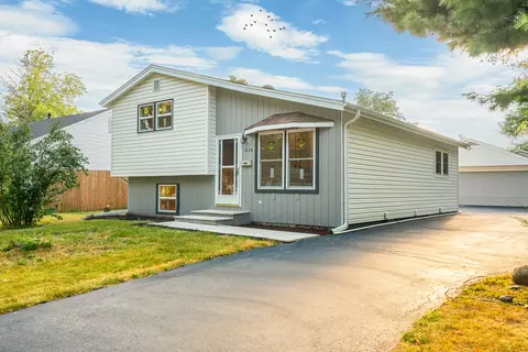 1636 Friedrich St, Glendale Heights, IL 60139