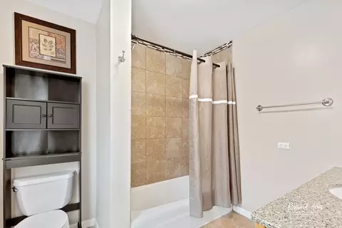 235 N 8th Ave, Kankakee, IL 60901 photo 9