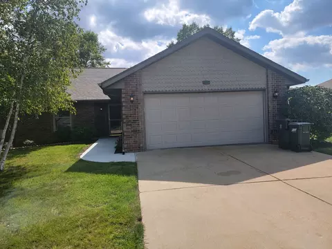 1413 W 21st St #1413, Sterling, IL 61081