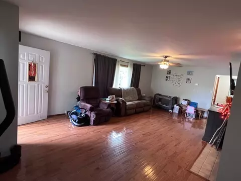 313 E Hennepin St, Mark, IL 61340 photo 5