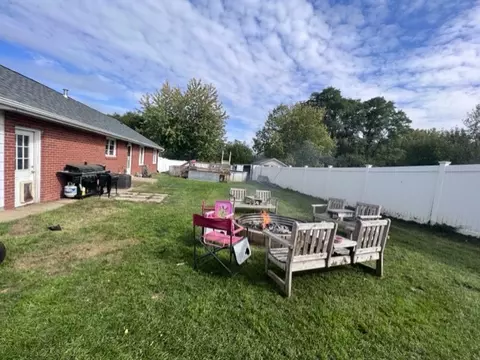313 E Hennepin St, Mark, IL 61340 photo 25