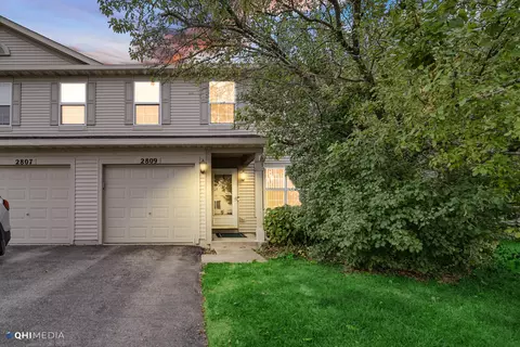 2809 Oakmont Dr, Montgomery, IL 60538