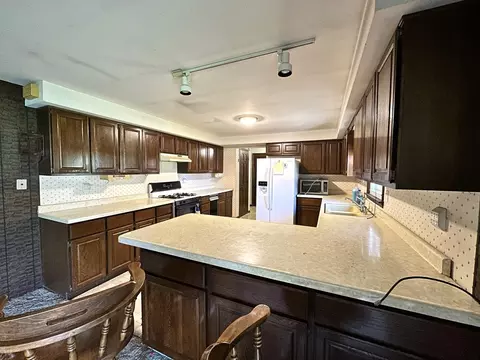 1288 N Samara Ave, Kankakee, IL 60901 photo 10
