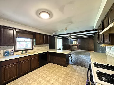 1288 N Samara Ave, Kankakee, IL 60901 photo 11