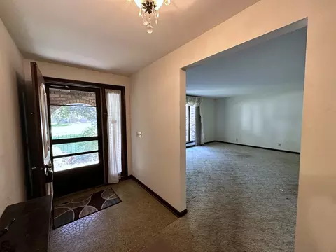1288 N Samara Ave, Kankakee, IL 60901 photo 3