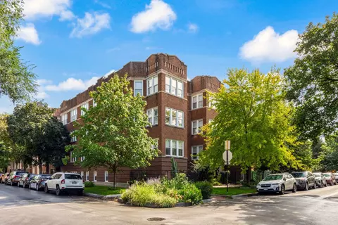 3313 W Sunnyside Ave #2A, Chicago, IL 60625