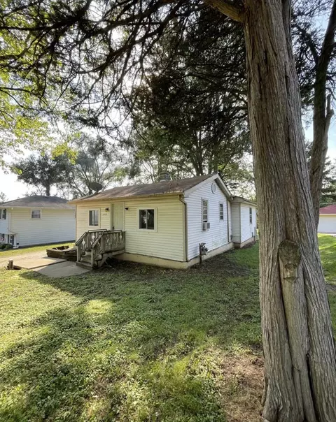 4412 Kingston Ave, Lisle, IL 60532