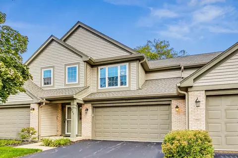 847 Blue Spruce Ct, Lindenhurst, IL 60046