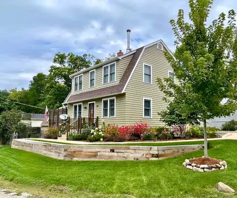 21928 W 4th St, Lake Villa, IL 60046