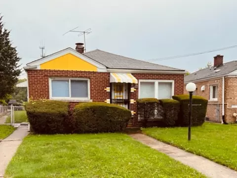 10236 S Van Vlissingen Rd, Chicago, IL 60617