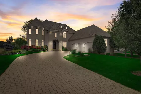 7304 Greenbridge Ln, Long Grove, IL 60060