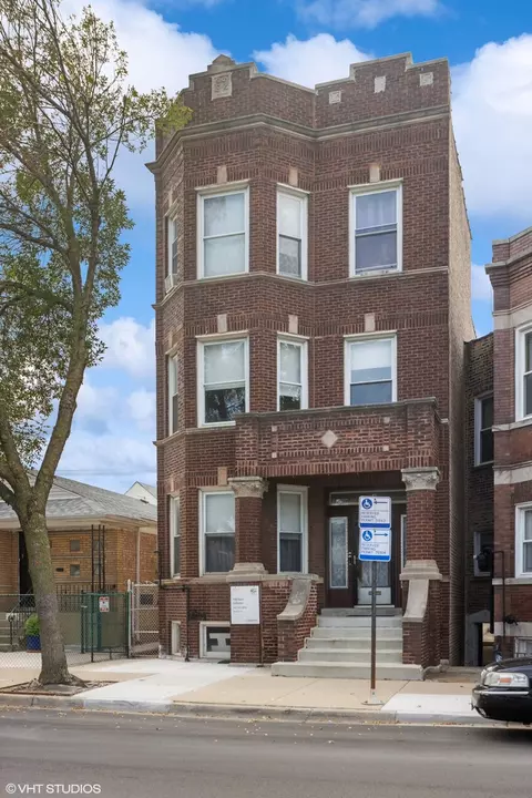 921 W 31st St, Chicago, IL 60608