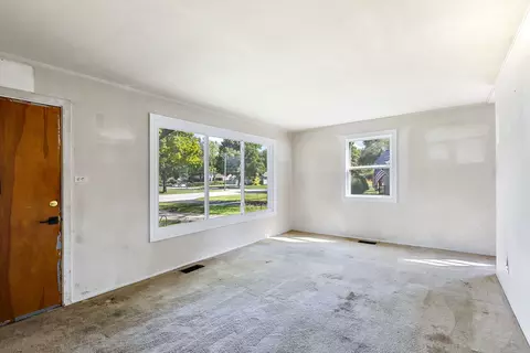 2703 Campbell St, Rolling Meadows, IL 60008 photo 5