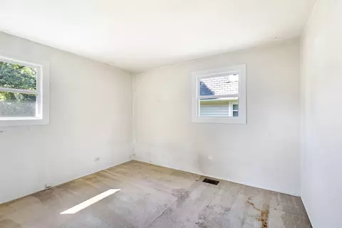 2703 Campbell St, Rolling Meadows, IL 60008 photo 8