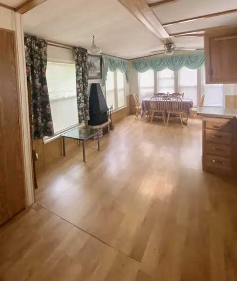 8142 Woodhaven, Sublette, IL 61367 photo 7