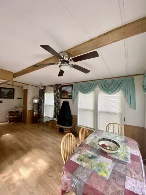 8142 Woodhaven, Sublette, IL 61367 photo 12