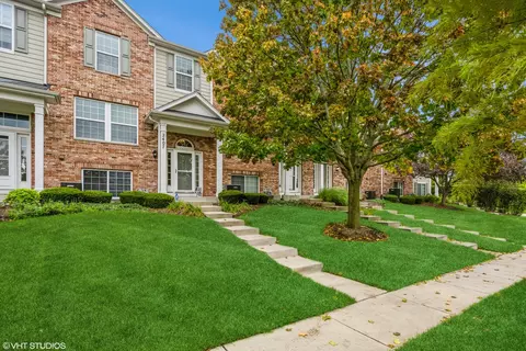 2407 Anna Way, Elgin, IL 60124