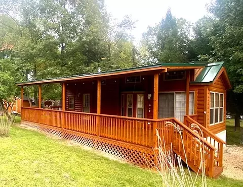 890 Woodhaven, Sublette, IL 61367