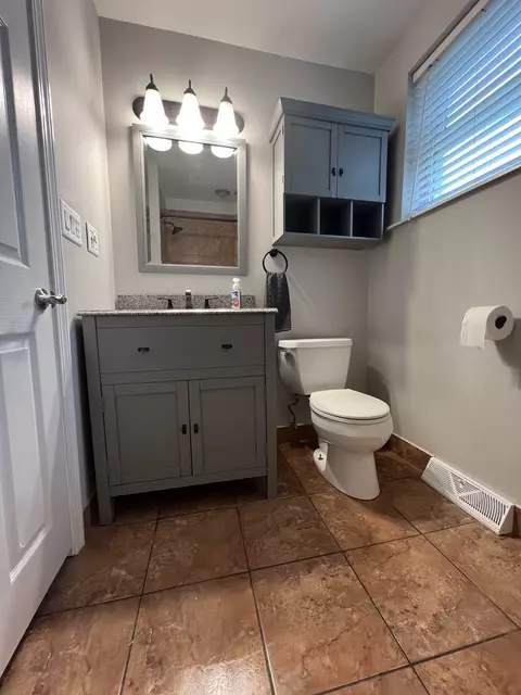 4101 Ruby St, Schiller Park, IL 60176 photo 13