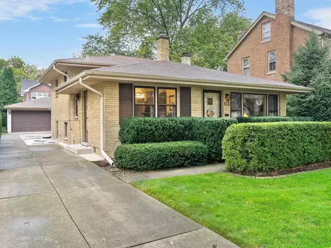 518 N Waiola Ave, La Grange Park, IL 60526