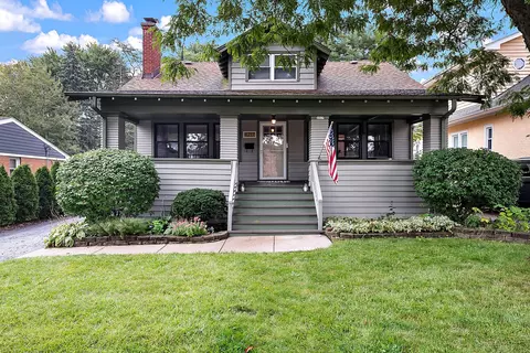 4217 Johnson Ave, Western Springs, IL 60558
