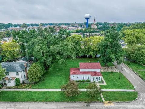 View/Area - 106 E Washington St, Harvard, IL 60033 photo 1 of 2