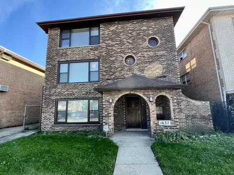 1637 Downs Dr, Calumet City, IL 60409