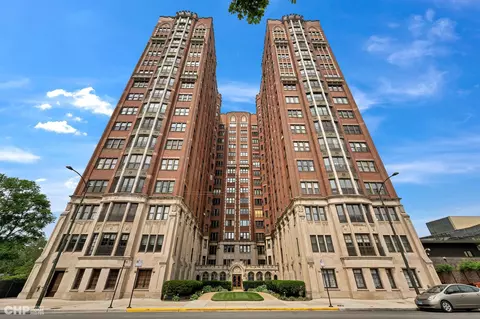 5836 S Stony Island Ave #2D, Chicago, IL 60637