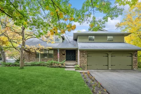142 Lincolnwood Rd, Highland Park, IL 60035
