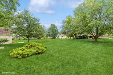 900 Harrison Ln, Hoffman Estates, IL 60192 photo 32