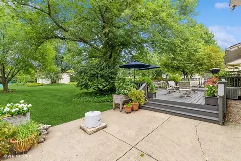 900 Harrison Ln, Hoffman Estates, IL 60192 photo 28
