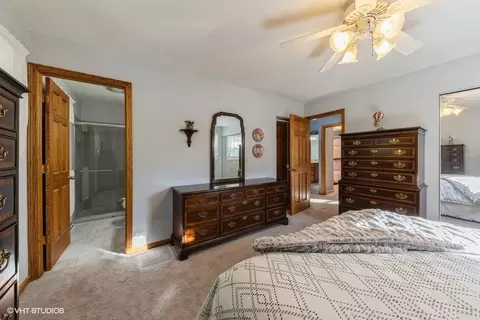 900 Harrison Ln, Hoffman Estates, IL 60192 photo 16