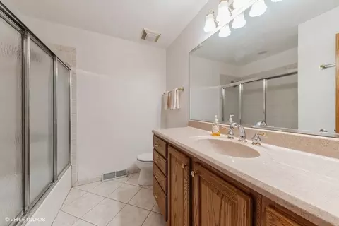 900 Harrison Ln, Hoffman Estates, IL 60192 photo 20