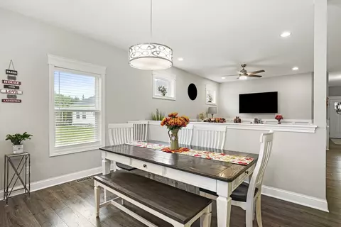 948 Hayfield Cir, Crown Point, IN 46307 photo 8