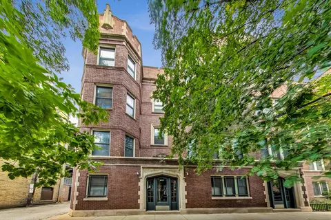 7020 N Paulina St #3, Chicago, IL 60626