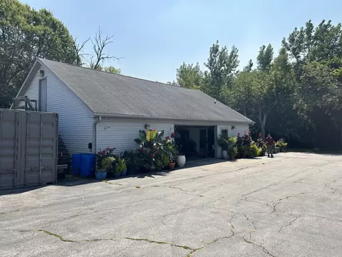 1830 Vermont Pl, Blue Island, IL 60406