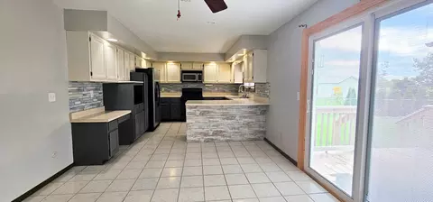 2136 W Garden Dr, Kankakee, IL 60901 photo 7