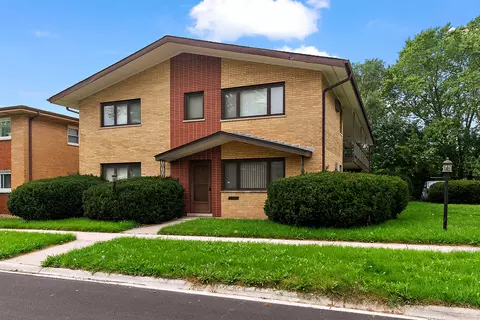 18252 Exchange Ave, Lansing, IL 60438