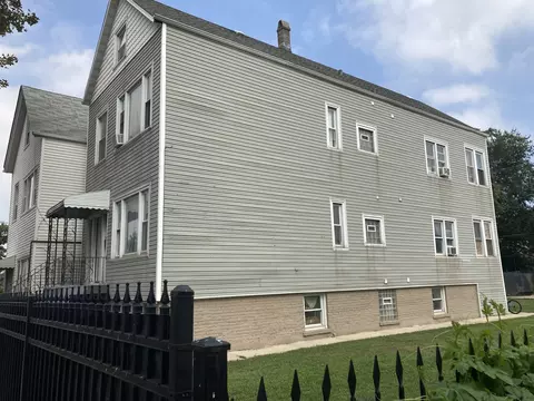 4309 S Honore St, Chicago, IL 60609