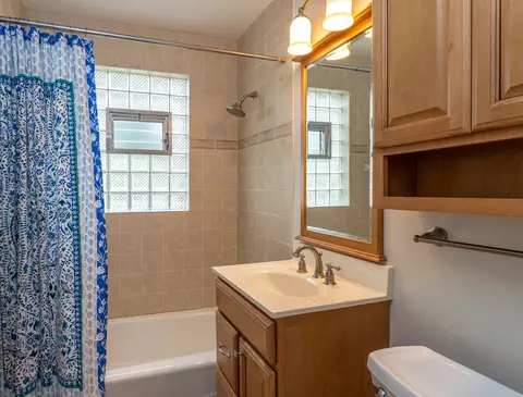 411 S Williston St, Wheaton, IL 60187 photo 12