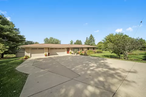 3542 Main St, Polo, IL 61064