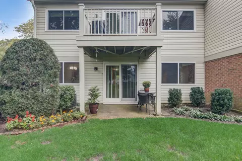 1504 Canbury Ct #B1, Wheeling, IL 60090 photo 18