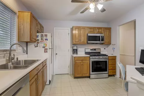 1504 Canbury Ct #B1, Wheeling, IL 60090 photo 10