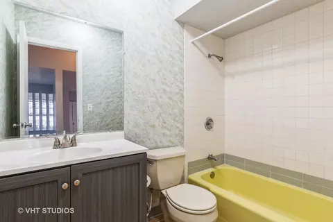 1022 Arnold Ct, Des Plaines, IL 60016 photo 7