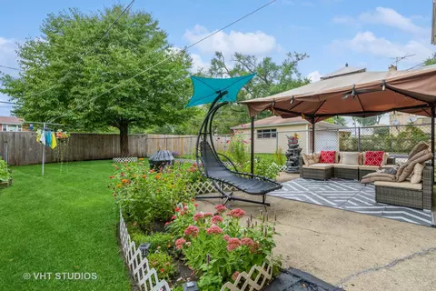 1022 Arnold Ct, Des Plaines, IL 60016 photo 18