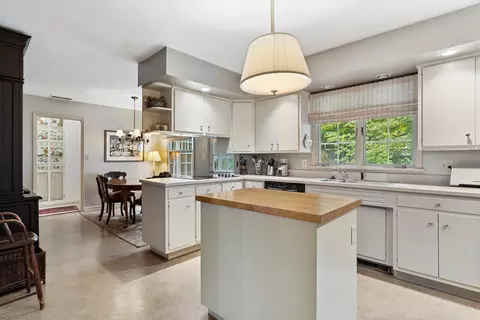 1709 Ridge Rd, Champaign, IL 61821 photo 9